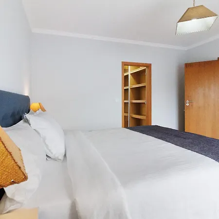 別荘 Vivenda Sol E Mar Gafanha da Nazaré